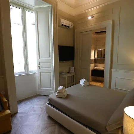 Vico Gelso 4*